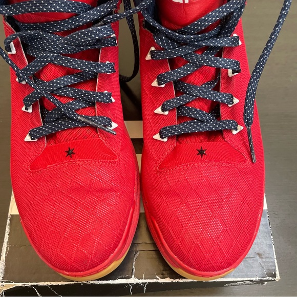 Derek Rose Adidas Red and Navy Athletic Men’s Size 12 Basketball Shoe - Picture 5 of 10